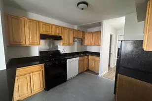 2000 Bayside Dr, Palatine, IL 60074 - Photo 10