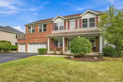 1075 Robinson Street, Elburn, IL 60119 - Photo 2