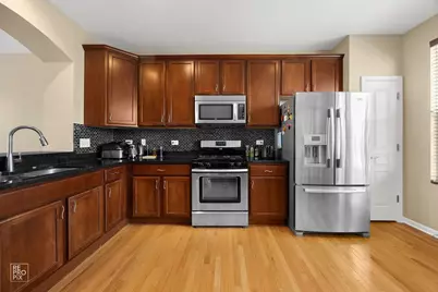 706 E Wing Street, Arlington Heights, IL 60004 - Photo 6