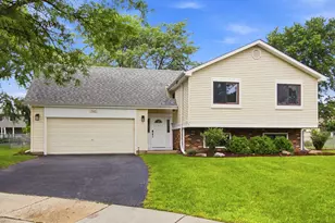 782 Balboa Terrace E, Bartlett, IL 60103 - Photo 1