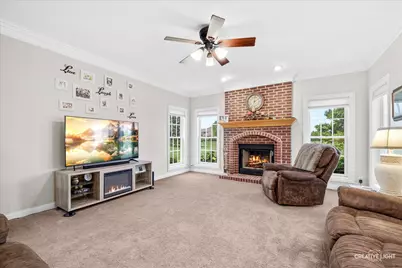 40W850 Stonecrest Drive, Elgin, IL 60124 - Photo 8