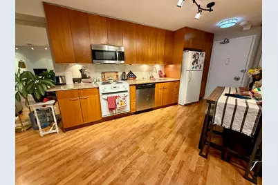 300 N State Street #3710, Chicago, IL 60654 - Photo 6