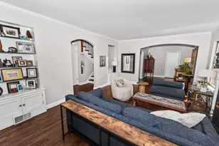 415 Ashland Ave, Evanston, IL 60202 - Photo 8