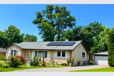 1009 S Ahrens Avenue, Lombard, IL 60148 - Photo 1