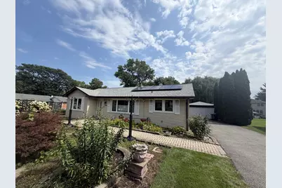 1009 S Ahrens Avenue, Lombard, IL 60148 - Photo 2