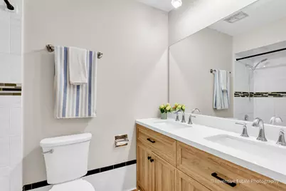 2711 Hobson Road #5, Woodridge, IL 60517 - Photo 24
