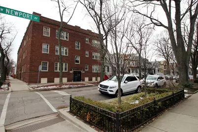 1901 W Newport Avenue #2, Chicago, IL 60657 - Photo 2