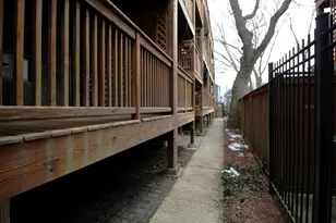 1901 W Newport Ave, Chicago, IL 60657 - Photo 22