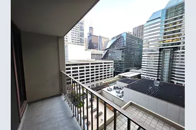 200 N Dearborn Street #1107, Chicago, IL 60601 - Photo 16
