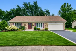 3455 Treaty Ln, Hoffman Estates, IL 60192 - Photo 1