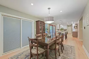 3455 Treaty Ln, Hoffman Estates, IL 60192 - Photo 6