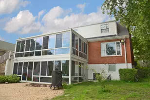 733 E Main St, Ottawa, IL 61350 - Photo 4