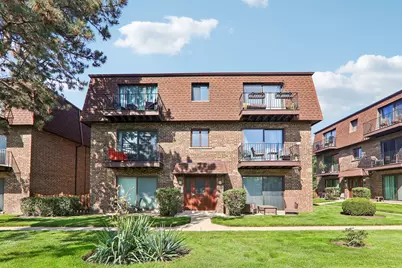 9616 Bianco Terrace #C, Des Plaines, IL 60016 - Photo 1