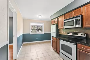 9616 Bianco Terrace, Des Plaines, IL 60016 - Photo 14