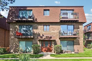 9616 Bianco Terrace, Des Plaines, IL 60016 - Photo 2