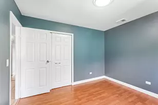9616 Bianco Terrace, Des Plaines, IL 60016 - Photo 18