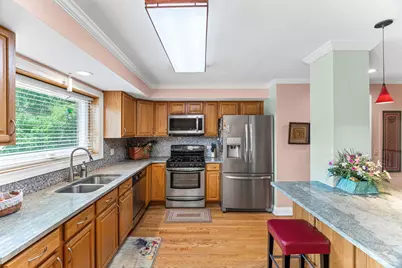 1339 E Central Road, Arlington Heights, IL 60005 - Photo 8