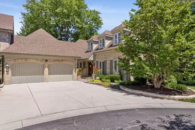 9 Tartan Road, Burr Ridge, IL 60527 - Photo 1