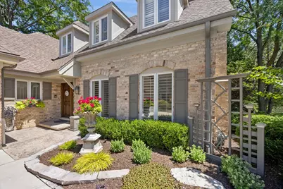 9 Tartan Road, Burr Ridge, IL 60527 - Photo 2
