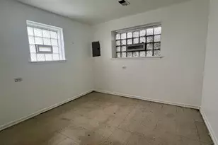 8815 S Halsted St, Chicago, IL 60620 - Photo 12