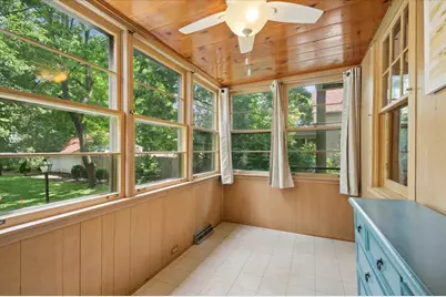 285 N Larch Avenue, Elmhurst, IL 60126 - Photo 14