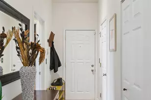 2607 N Hamlin Ave, Chicago, IL 60647 - Photo 10