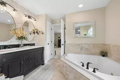 2535 Reflections Drive, Crest Hill, IL 60403 - Photo 10