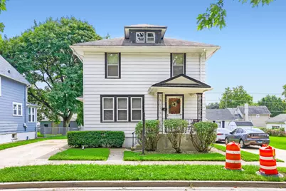 709 Center Street, Waukegan, IL 60085 - Photo 2