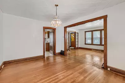 709 Center Street, Waukegan, IL 60085 - Photo 16
