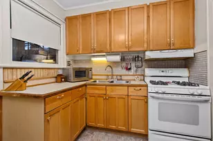 3872 N Ottawa Ave, Chicago, IL 60634 - Photo 8