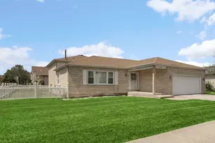 322 Central Ave, Matteson, IL 60443 - Photo 1