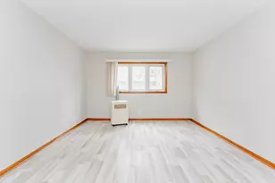 1633 River St, Des Plaines, IL 60016 - Photo 10