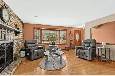 1820 Root Street, Crest Hill, IL 60403 - Photo 4