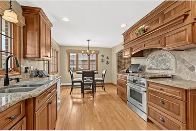 1820 Root Street, Crest Hill, IL 60403 - Photo 6