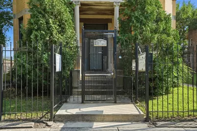 1517 E Marquette Road #2E, Chicago, IL 60637 - Photo 2