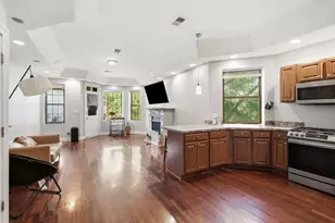 1517 E Marquette Rd, Chicago, IL 60637 - Photo 8