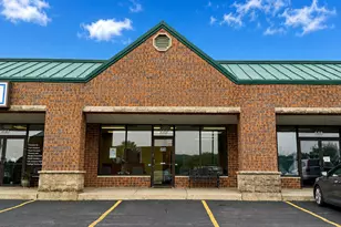 350 Sundown Rd, South Elgin, IL 60177 - Photo 1