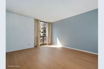 70 W Huron Street #605, Chicago, IL 60654 - Photo 14