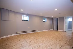 211 S Campbell Ave, Chicago, IL 60612 - Photo 4