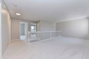 8426 Dawn Ln, Darien, IL 60561 - Photo 18