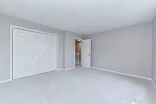 8426 Dawn Ln, Darien, IL 60561 - Photo 26