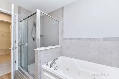 8426 Dawn Lane, Darien, IL 60561 - Photo 22