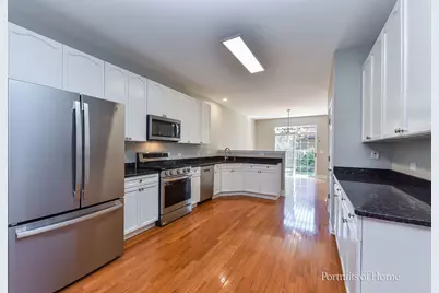 8426 Dawn Lane, Darien, IL 60561 - Photo 6