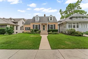 759 Laurel Ave, Des Plaines, IL 60016 - Photo 1