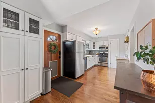 759 Laurel Ave, Des Plaines, IL 60016 - Photo 12