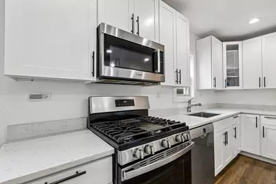 3806 W Armitage Avenue, Chicago, IL 60647 - Photo 8