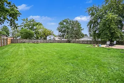 304 N Maple Street, Grant Park, IL 60940 - Photo 26