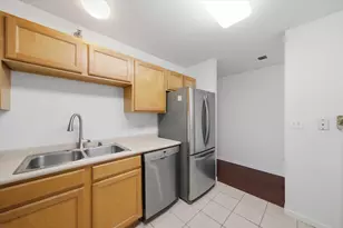 345 N LaSalle St, Chicago, IL 60654 - Photo 4