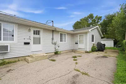 412 S State Street, Aurora, IL 60505 - Photo 4