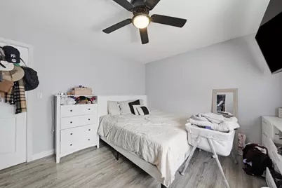 412 S State Street, Aurora, IL 60505 - Photo 18
